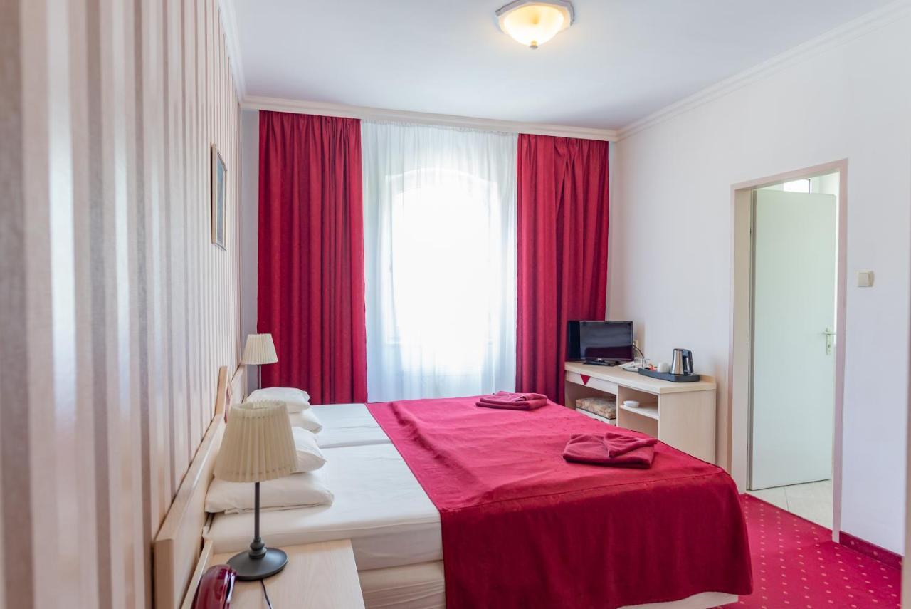 Walzer Hotel Βουδαπέστη Εξωτερικό φωτογραφία