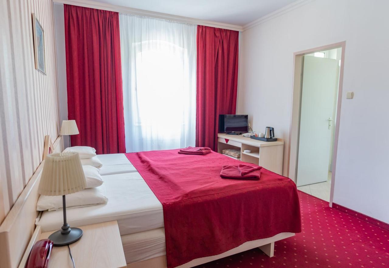 Walzer Hotel Βουδαπέστη Εξωτερικό φωτογραφία